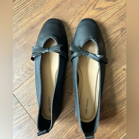 Free People Mania Bow Flats - Picture 8 of 9